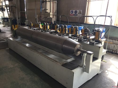 滚筒焊接自动化设备正式在雷沃谷神小麦机脱离滚筒焊接生产线投入使用